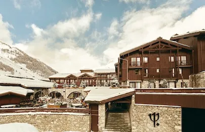 Up to 20% off on Winter 2027 Ski Pre-Bookings